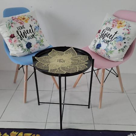 Impiana Homestay Near Putrajaya, Cyberjaya, Musliem Only,Wifi,Netflix Kampung Dengkil Exterior foto